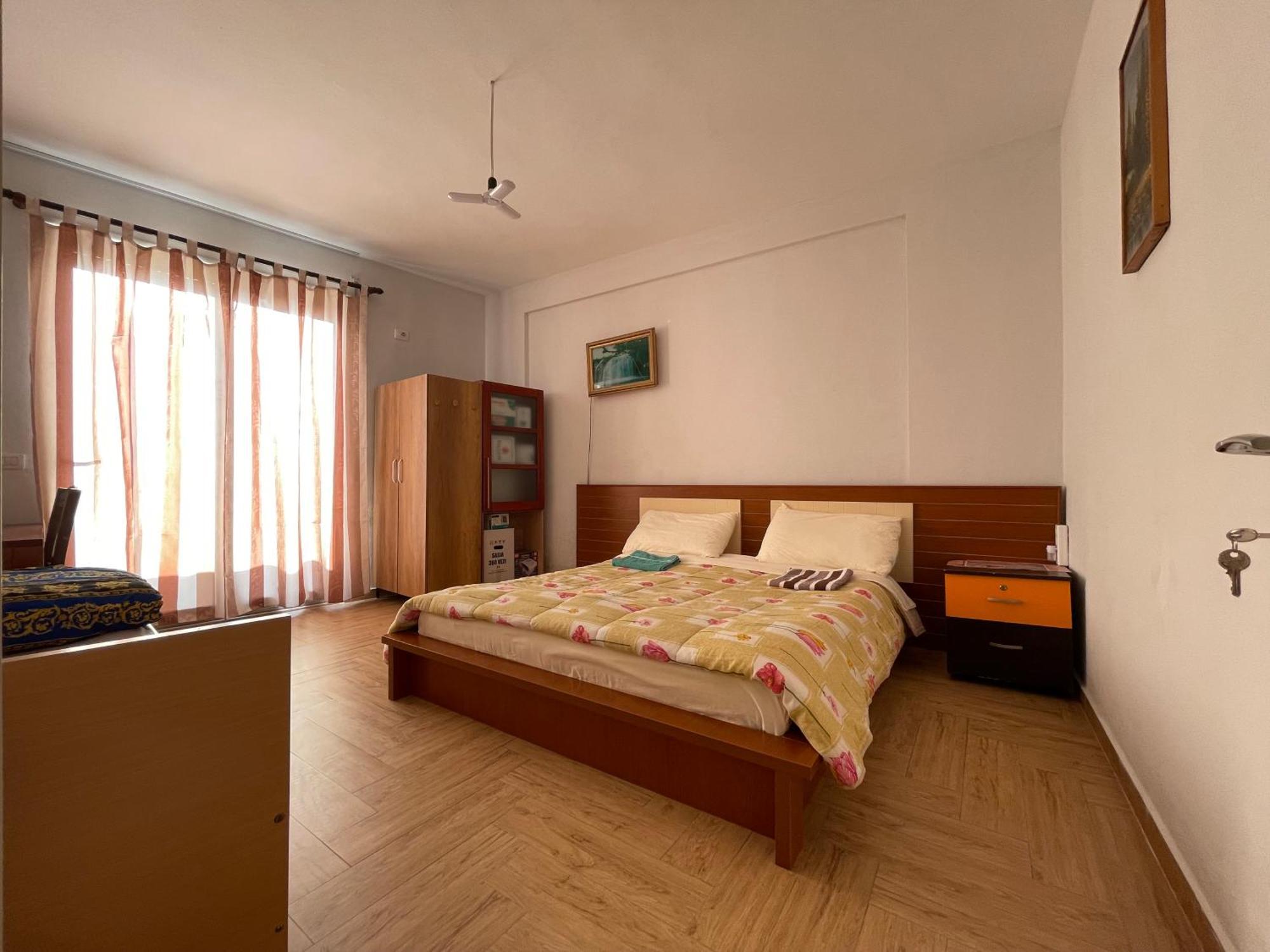 B&B - Private Rooms Tirana Eksteriør billede